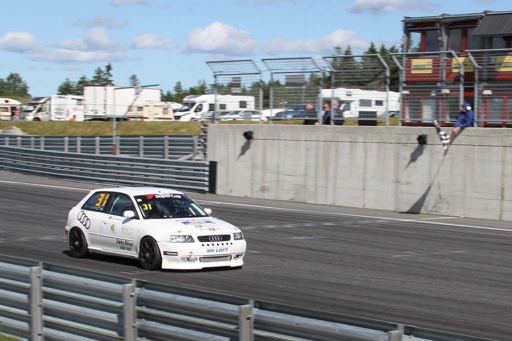 Jens Steffensen døjede med manglende motorkraft, men han gennemførte alle 3 heats, og scorede dermed vigtige point i forhold til rookie mesterskabet
(Foto: Keld Dohm)